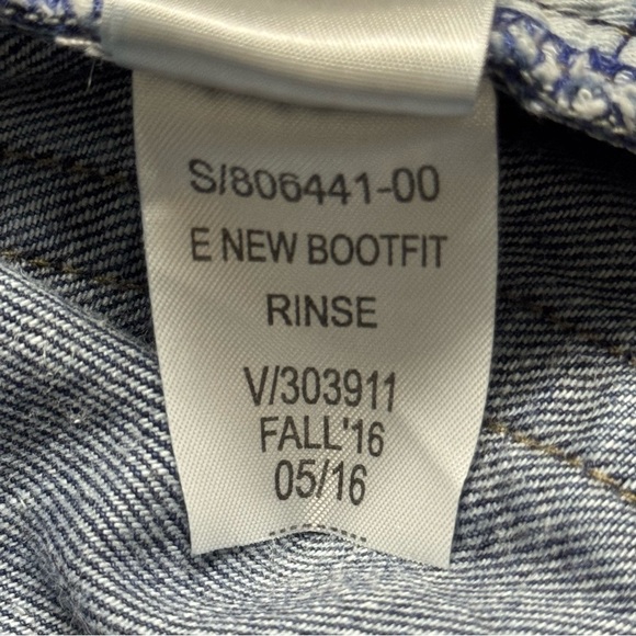 Gap Boot Fit Jeans in Rise Dark Medium Wash 44x32 - Picture 5 of 6